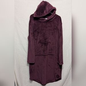 32 Degrees Plush Hoodie in Rich Burgundy